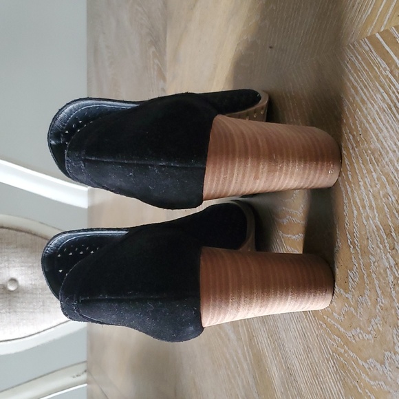 Lucky Brand Peep Toe Block Heel Bootie - Picture 6 of 9